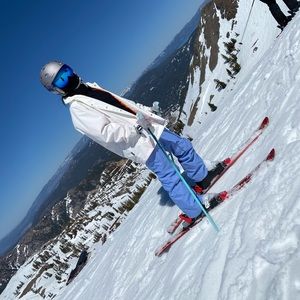 Meet your Posher, Jing